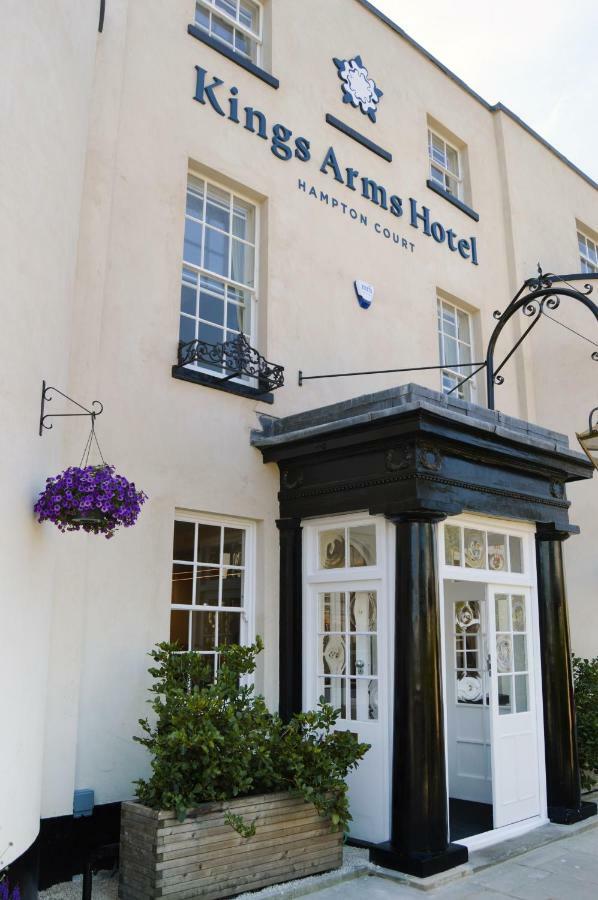 The Kings Arms Hotel Kingston upon Thames  Exterior photo